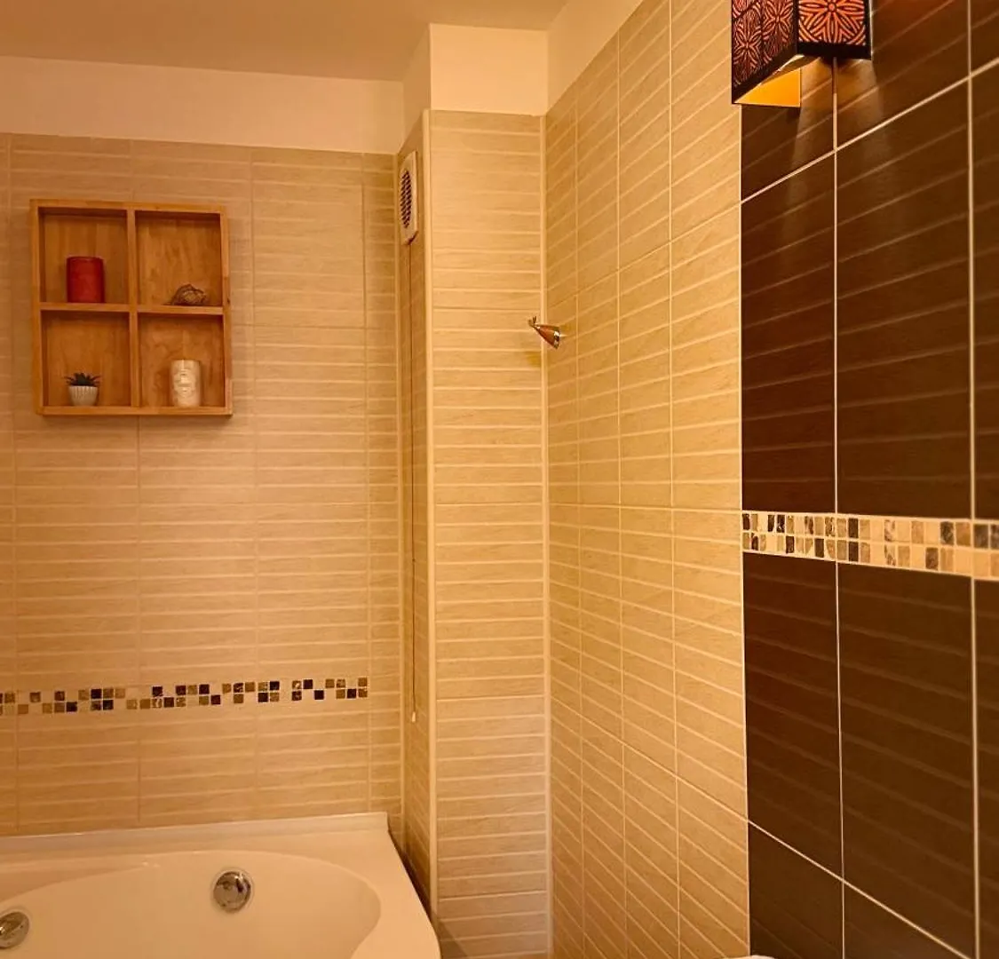Stay Central Apartment Bucharest
